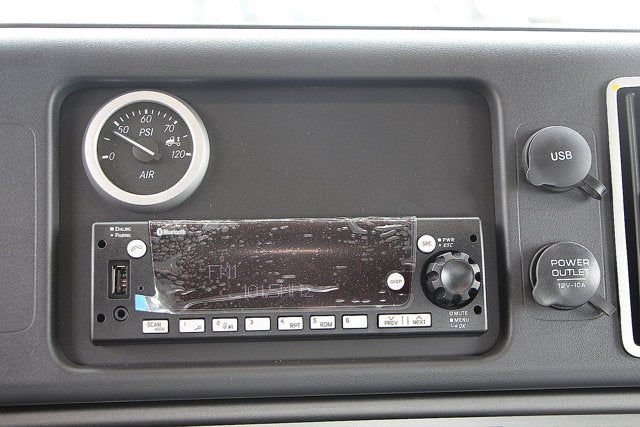 2025 Freightliner M2106 Jerr-Dan 22 FT Steel 4x2 Carrier