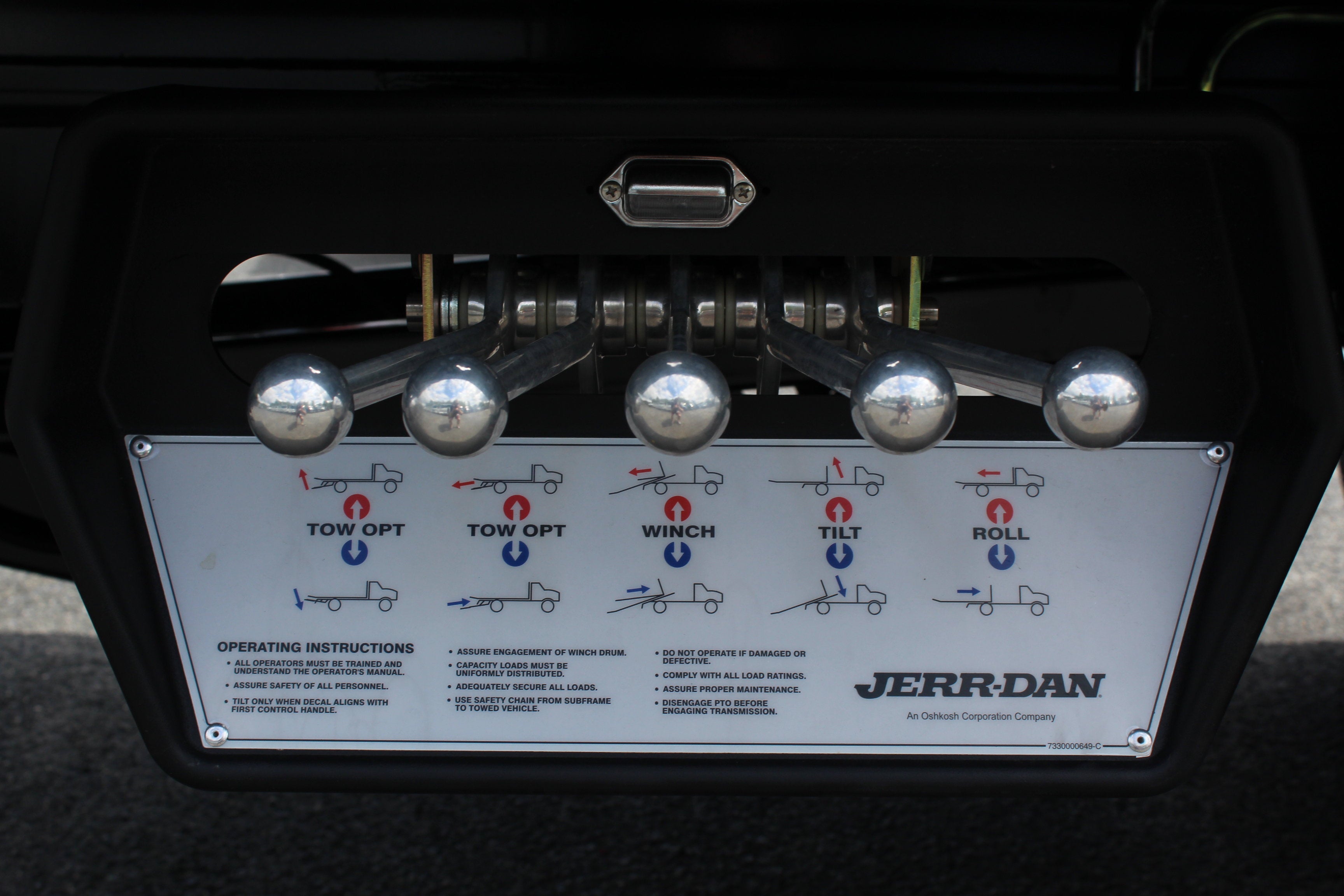 2026 RAM 5500 Jerr-Dan 6-Ton Dual-Angle Steel XLP SD Carrier