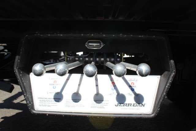 2025 International MV607 22 FT Aluminum 4x2 Carrier Jerr-Dan