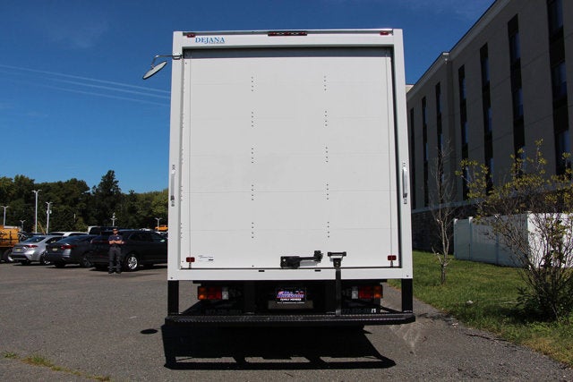 2024 Isuzu NRR 20 FT Dura Box Pro Aluminum