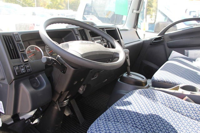 2024 Isuzu NRR 16 FT Box w/ ICC Bumper