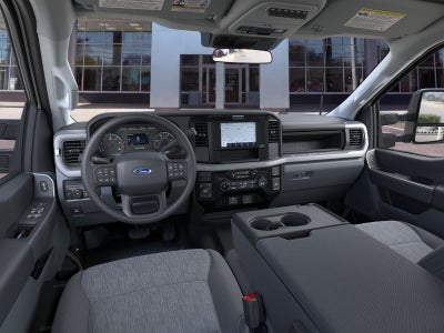 2026 Ford Super Duty F-350 DRW XL