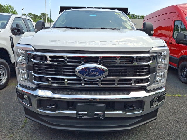 2026 Ford Super Duty F-350 DRW XL