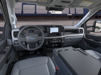 2026 Ford Super Duty F-550 DRW XL