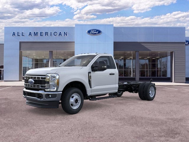 2026 Ford Mason Dump F-350 4x4 9 FT 2-3 Yard with L-Pack