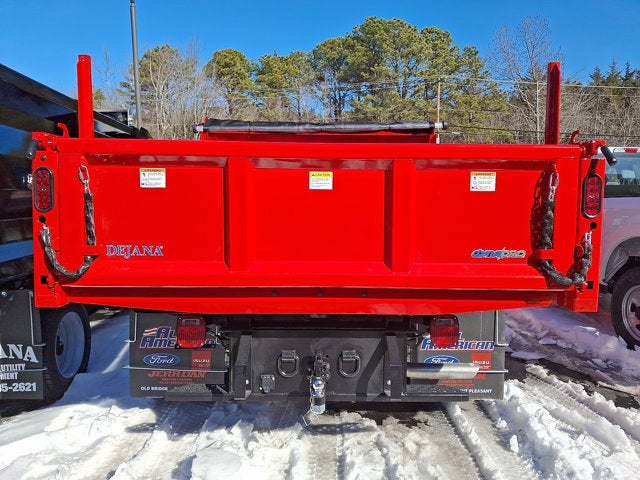 2026 Ford Super Duty F-550 DRW XL 9 3/4 Dump w/ L PACK