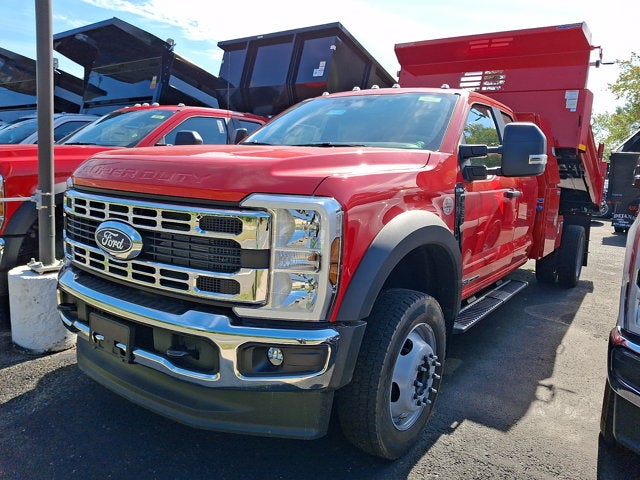 2027 Ford Super Duty F-550 DRW XLT