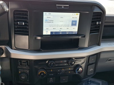 2027 Ford Super Duty F-550 DRW XLT