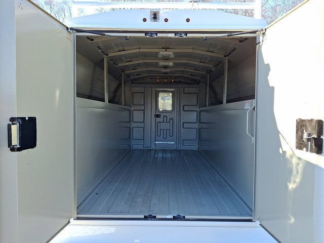 2026 Ford E-Series Cutaway Base