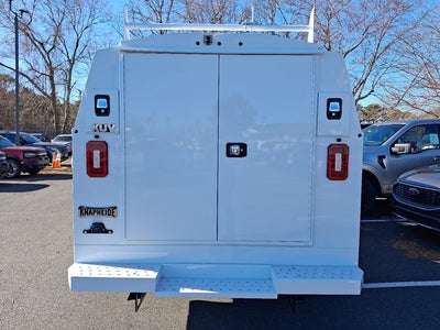 2026 Ford E-Series Cutaway Base