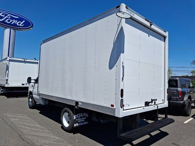 2027 Ford E-Series Cutaway Base