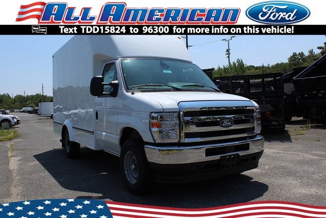 2026 Ford E-Series Cutaway 12 FT Aerocell Box
