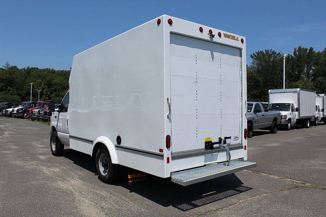 2026 Ford E-Series Cutaway 12 FT Aerocell Box