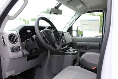 2026 Ford E-Series Cutaway 12 FT Aerocell Box