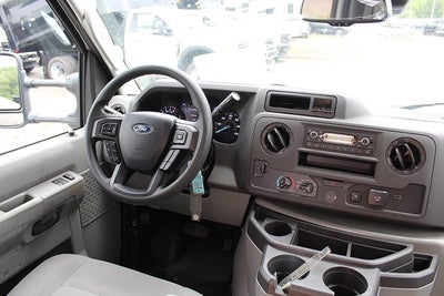 2026 Ford E-Series Cutaway 12 FT Aerocell Box