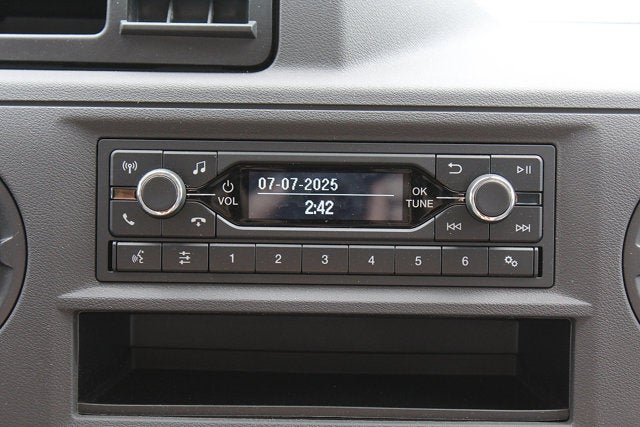 2026 Ford E-Series Cutaway 12 FT Aerocell Box