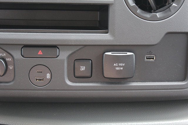 2026 Ford E-Series Cutaway 12 FT Aerocell Box