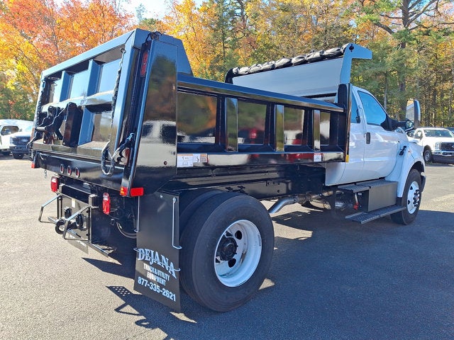2027 Ford F-750 Base