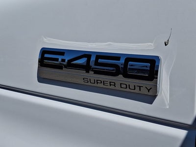 2027 Ford E-Series Cutaway Base