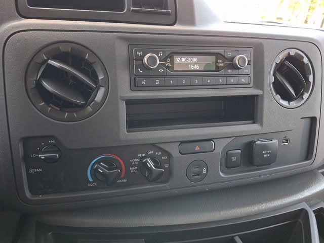 2027 Ford E-Series Cutaway Base